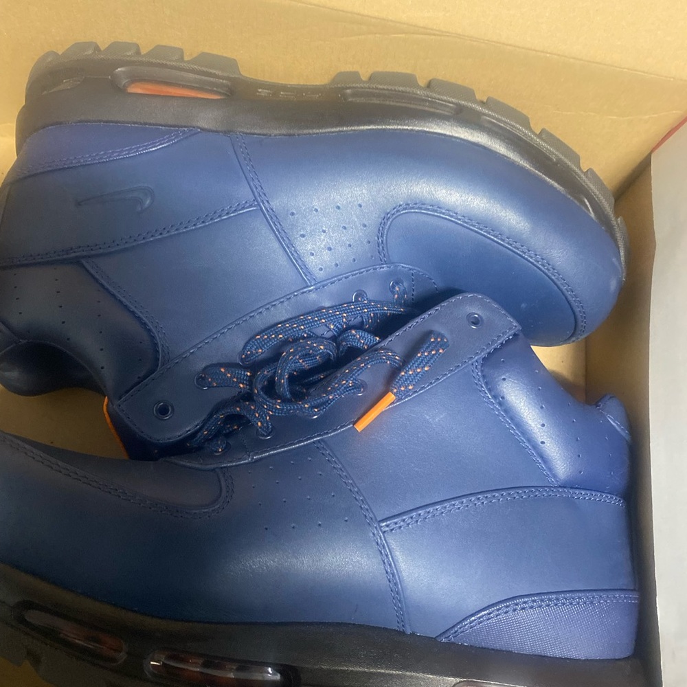 Nike acg boots